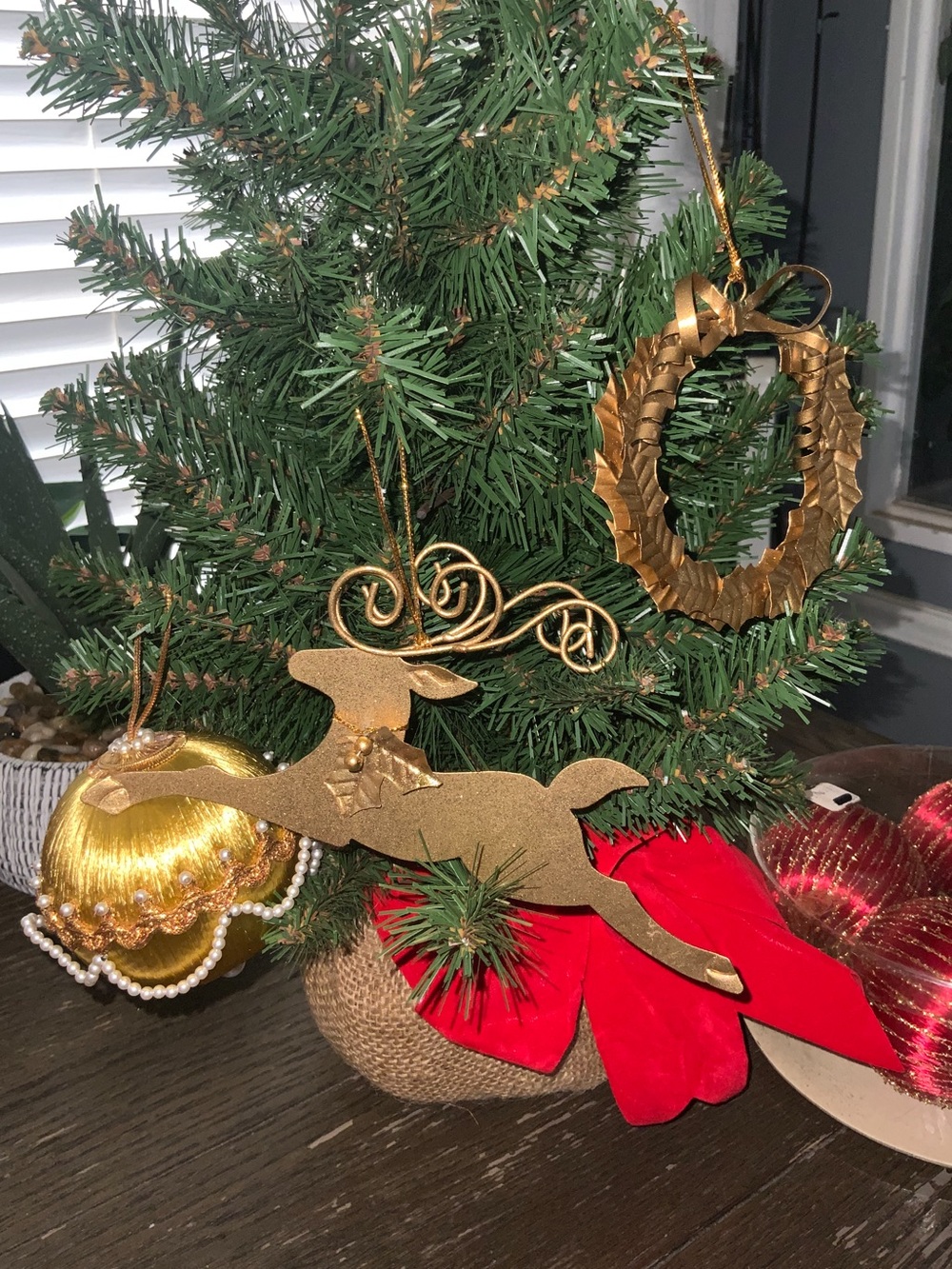 Pier 1 Gold Reindeer and Wreath Holiday Ornaments + 5 Decor Balls